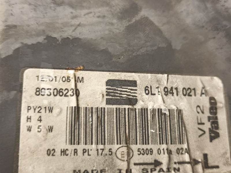 Recambio de faro izquierdo para seat ibiza iii (6l1) 1.9 tdi referencia OEM IAM 6L1941021A 89306230 