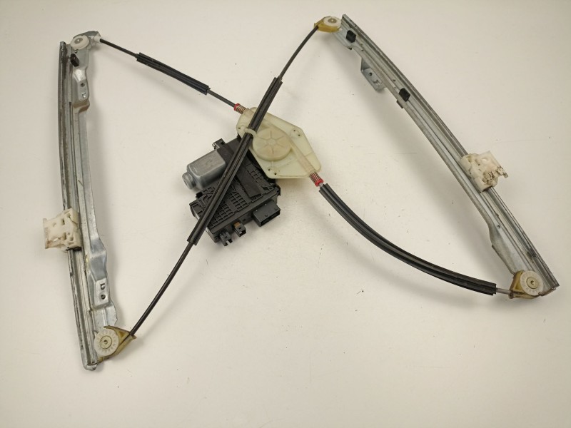 Recambio de elevalunas delantero derecho para citroën c4 picasso i monospace (ud_) 1.6 16v referencia OEM IAM 9682495580  