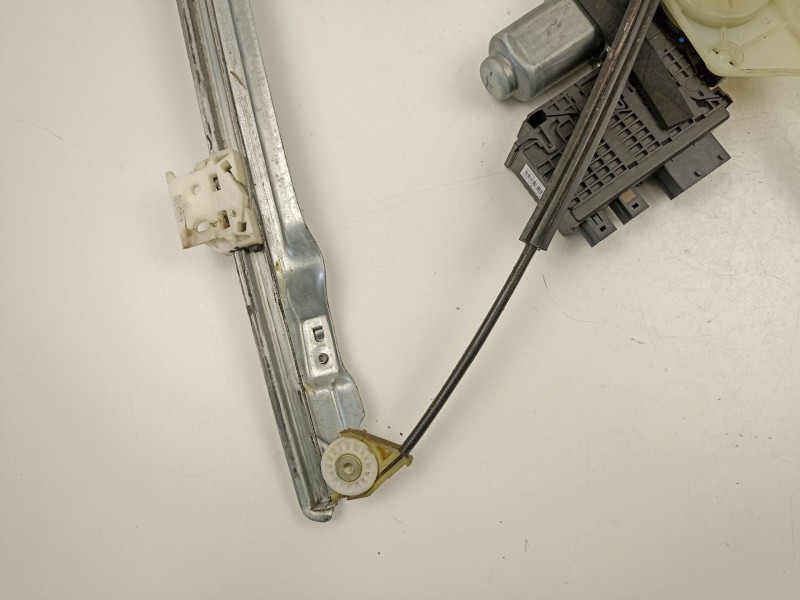 Recambio de elevalunas delantero derecho para citroën c4 picasso i monospace (ud_) 1.6 16v referencia OEM IAM 9682495580  