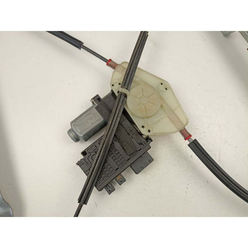 Recambio de elevalunas delantero derecho para citroën c4 picasso i monospace (ud_) 1.6 16v referencia OEM IAM 9682495580  
