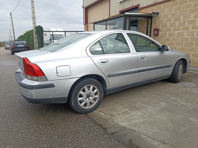 volvo s60 i (384) del año 2000