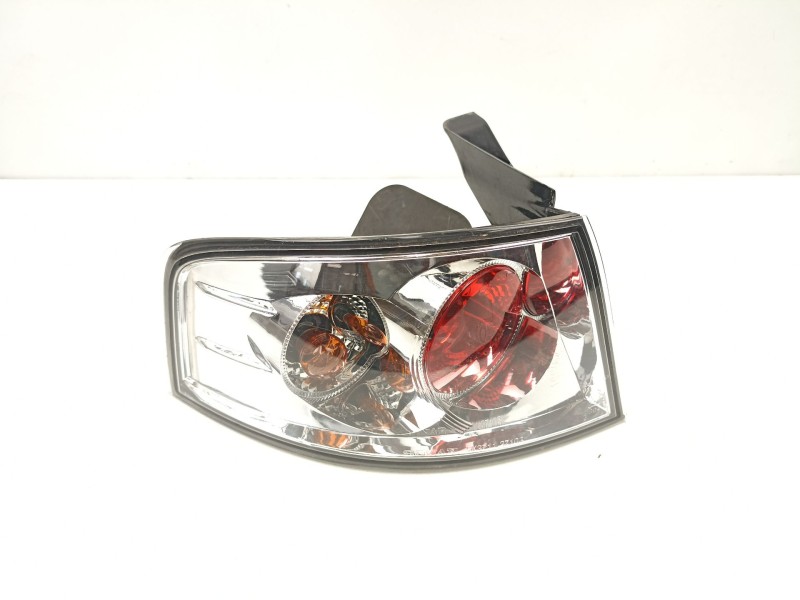 Recambio de piloto trasero izquierdo para seat ibiza iii (6l1) 1.9 tdi referencia OEM IAM 6L6945111B  