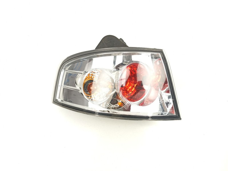 Recambio de piloto trasero izquierdo para seat ibiza iii (6l1) 1.9 tdi referencia OEM IAM 6L6945111B  