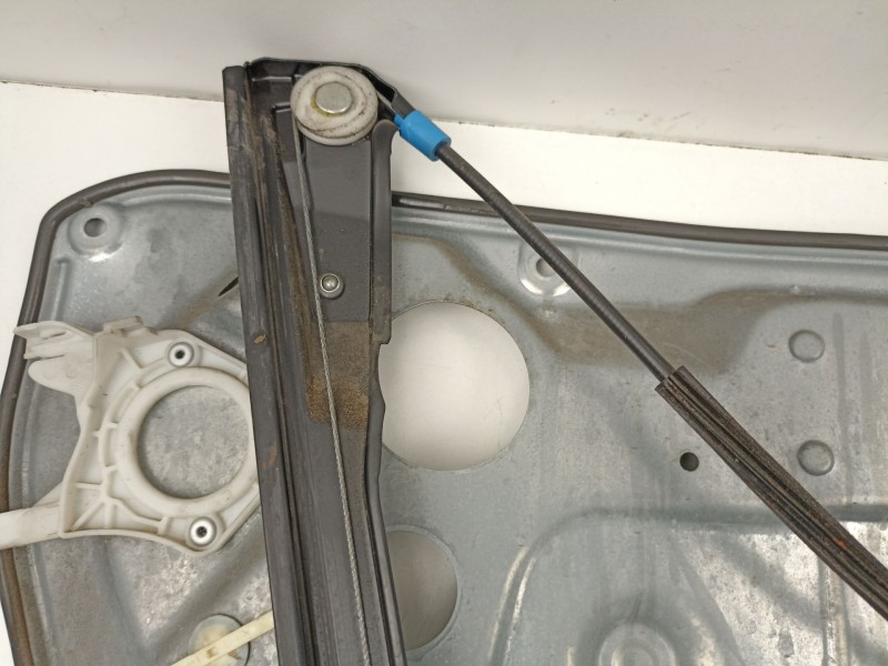 Recambio de elevalunas delantero derecho para seat ibiza iii (6l1) 1.9 tdi referencia OEM IAM 6L4837752DJ  