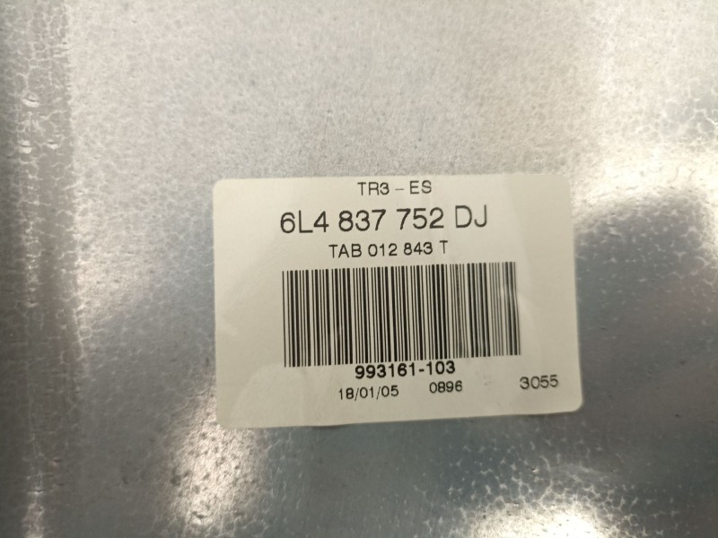Recambio de elevalunas delantero derecho para seat ibiza iii (6l1) 1.9 tdi referencia OEM IAM 6L4837752DJ  