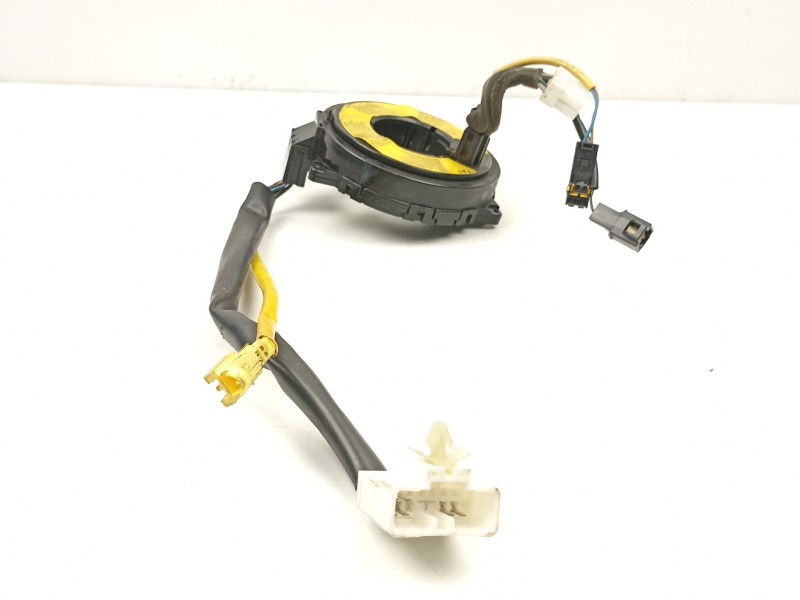 Recambio de anillo airbag para ssangyong kyron 2.0 xdi referencia OEM IAM 8592208060  