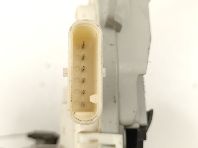 Recambio de cerradura puerta delantera derecha para seat leon (1p1) 1.6 tdi referencia OEM IAM 1P1837016B  