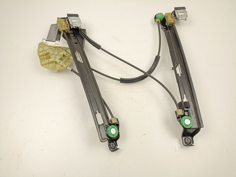 Recambio de elevalunas delantero izquierdo para seat leon (1p1) 1.6 tdi referencia OEM IAM 1P0837401AB  1T0959701AK