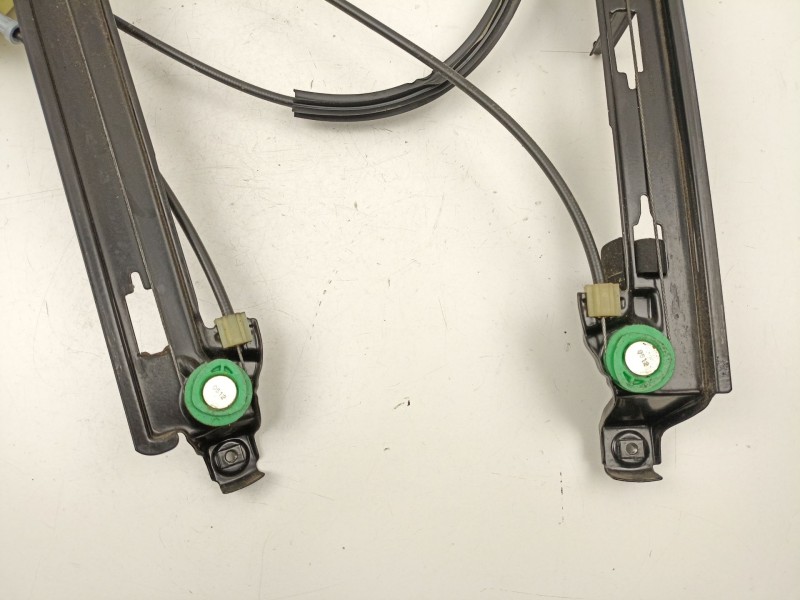 Recambio de elevalunas delantero izquierdo para seat leon (1p1) 1.6 tdi referencia OEM IAM 1P0837401AB  1T0959701AK