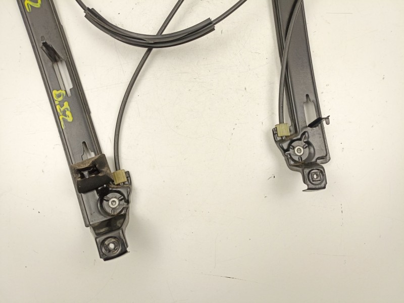 Recambio de elevalunas delantero izquierdo para seat leon (1p1) 1.6 tdi referencia OEM IAM 1P0837401AB  1T0959701AK