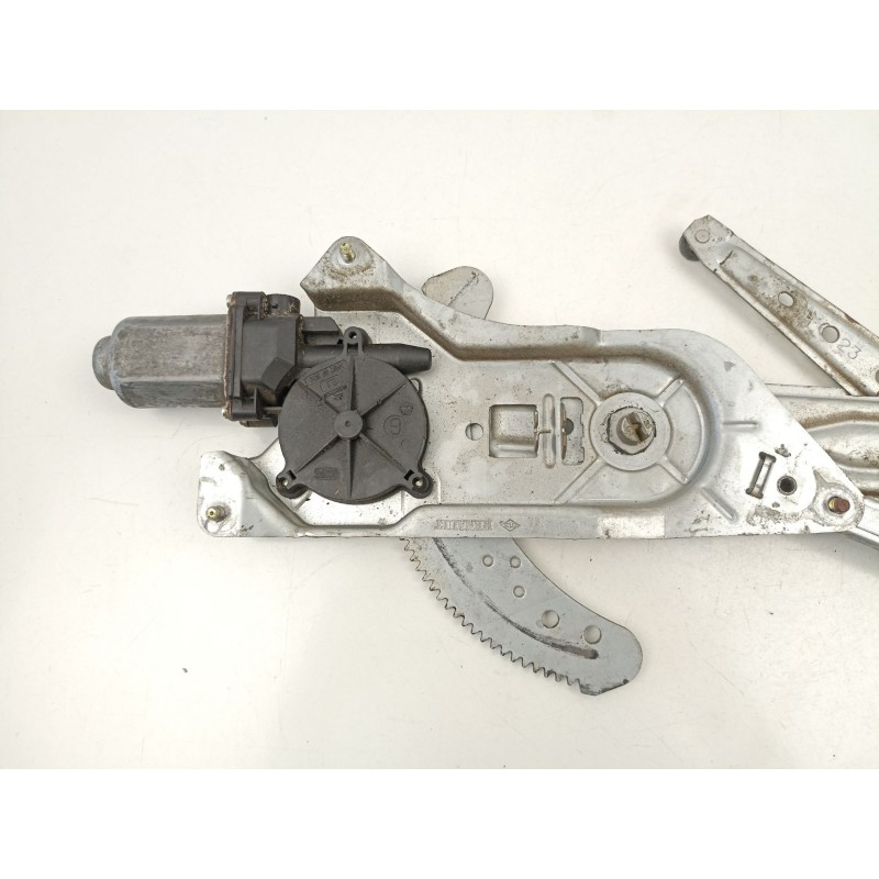 Recambio de elevalunas delantero izquierdo para renault kangoo (kc0/1_) 1.5 dci (kc08, kc09) referencia OEM IAM 8200188553  