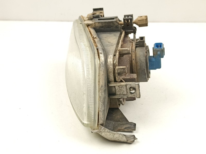 Recambio de antiniebla derecho para citroën saxo (s0, s1) 1.5 d referencia OEM IAM 6205N6 67720229 