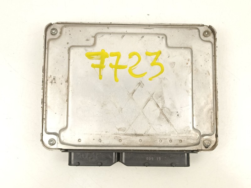 Recambio de centralita para seat cordoba 1.9 tdi referencia OEM IAM 038906019NL 0281012276 