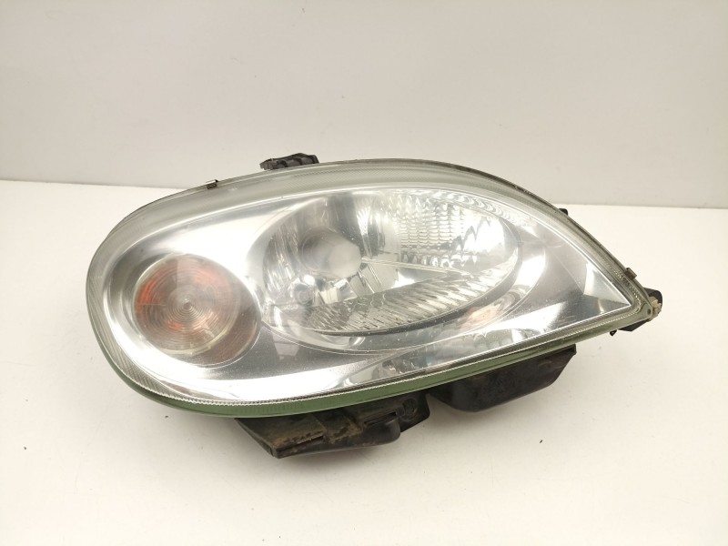Recambio de faro derecho para citroën saxo (s0, s1) 1.5 d referencia OEM IAM 6205W2  89004404