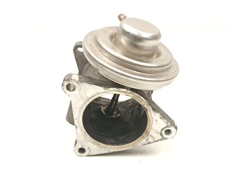 Recambio de valvula egr para seat cordoba 1.9 tdi referencia OEM IAM 038131501AN  038129637D