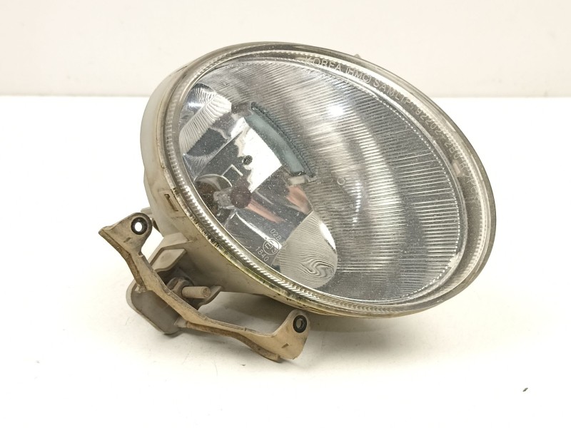 Recambio de antiniebla derecho para hyundai santa fé ii (cm) 2.2 crdi gls 4x4 referencia OEM IAM 922022B000  