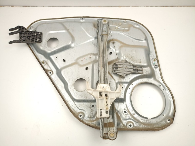 Recambio de elevalunas trasero derecho para hyundai santa fé ii (cm) 2.2 crdi gls 4x4 referencia OEM IAM 834812B000  