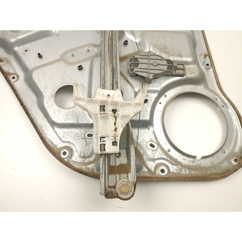Recambio de elevalunas trasero derecho para hyundai santa fé ii (cm) 2.2 crdi gls 4x4 referencia OEM IAM 834812B000  