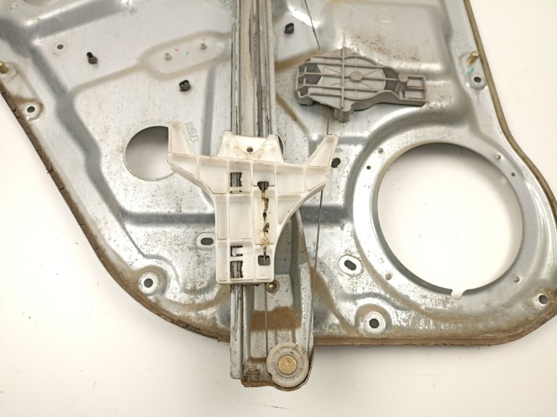 Recambio de elevalunas trasero derecho para hyundai santa fé ii (cm) 2.2 crdi gls 4x4 referencia OEM IAM 834812B000  