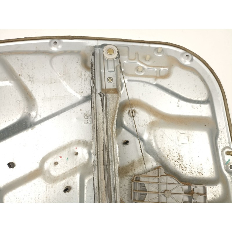 Recambio de elevalunas trasero derecho para hyundai santa fé ii (cm) 2.2 crdi gls 4x4 referencia OEM IAM 834812B000  