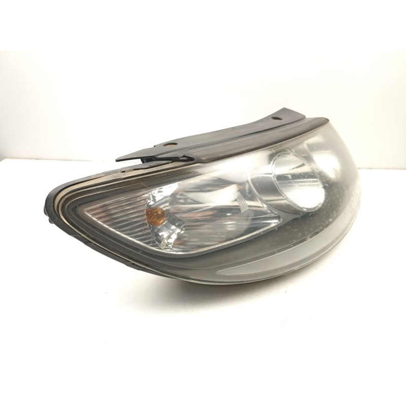 Recambio de faro derecho para hyundai santa fé ii (cm) 2.2 crdi gls 4x4 referencia OEM IAM 921022B020  