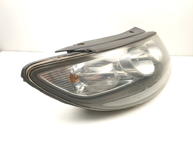 Recambio de faro derecho para hyundai santa fé ii (cm) 2.2 crdi gls 4x4 referencia OEM IAM 921022B020  