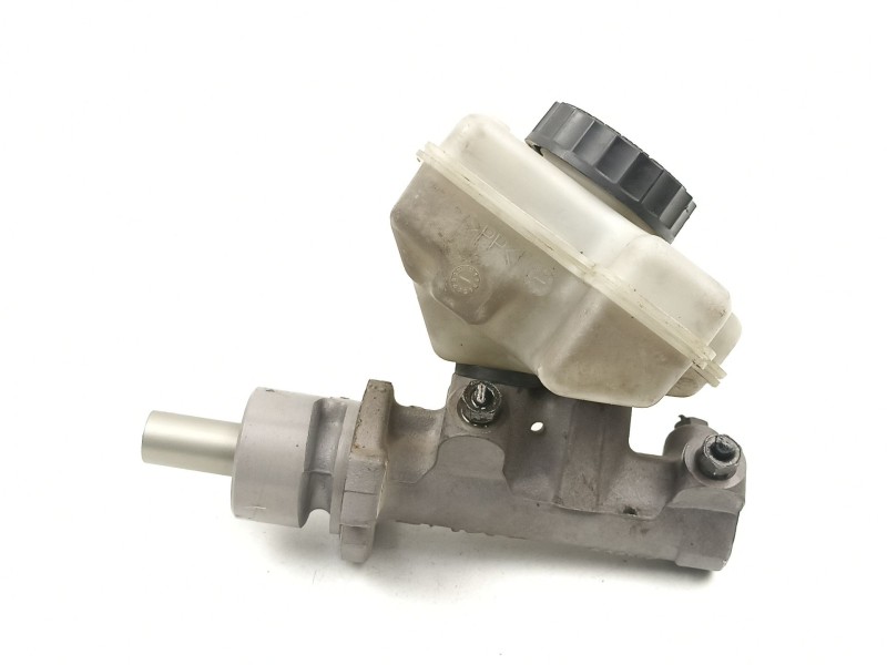 Recambio de bomba de freno para citroën saxo 1.5 diesel referencia OEM IAM 4601F0  