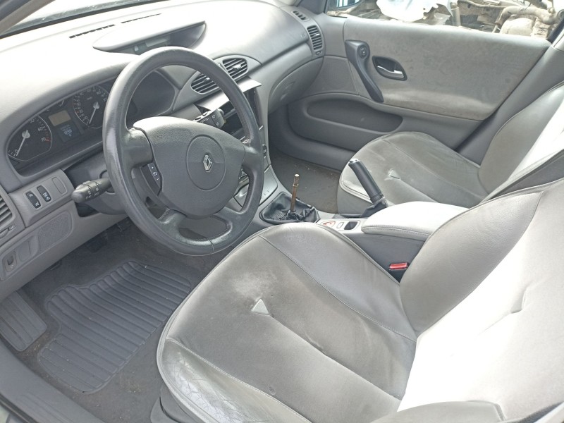 renault laguna ii (bg0/1_) del año 2004