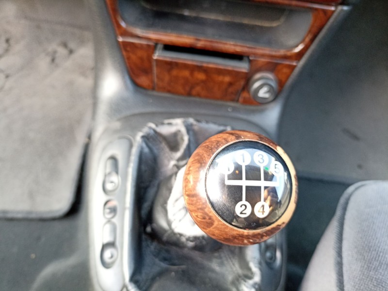 opel vectra b (j96) del año 2000