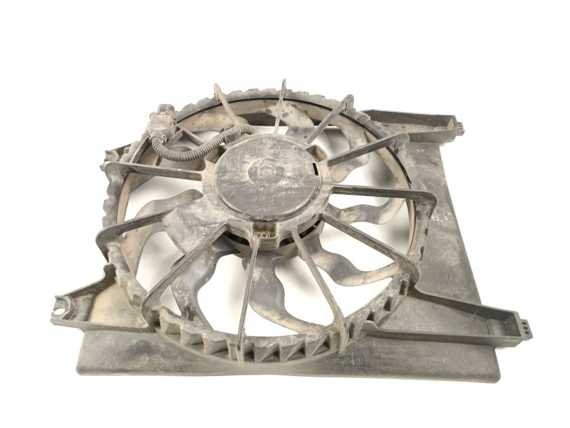 Recambio de electroventilador para hyundai santa fé ii (cm) 2.2 crdi gls 4x4 referencia OEM IAM 977302B200  