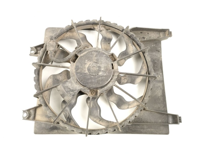 Recambio de electroventilador para hyundai santa fé ii (cm) 2.2 crdi gls 4x4 referencia OEM IAM 977302B200  