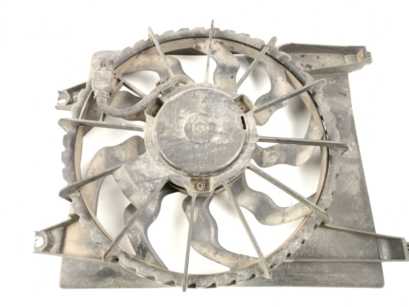 Recambio de electroventilador para hyundai santa fé ii (cm) 2.2 crdi gls 4x4 referencia OEM IAM 977302B200  