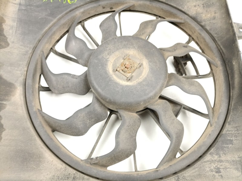 Recambio de electroventilador para hyundai santa fé ii (cm) 2.2 crdi gls 4x4 referencia OEM IAM 977302B200  