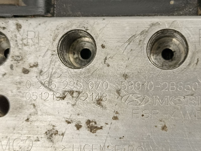 Recambio de abs para hyundai santa fé ii (cm) 2.2 crdi gls 4x4 referencia OEM IAM 589102B850 0265235070 