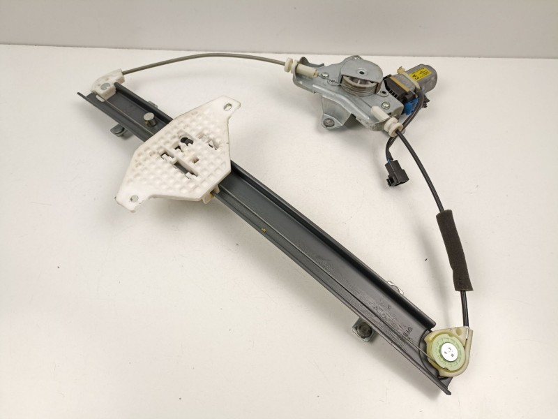 Recambio de elevalunas trasero izquierdo para chevrolet captiva (c100, c140) 2.2 d referencia OEM IAM 25937971  