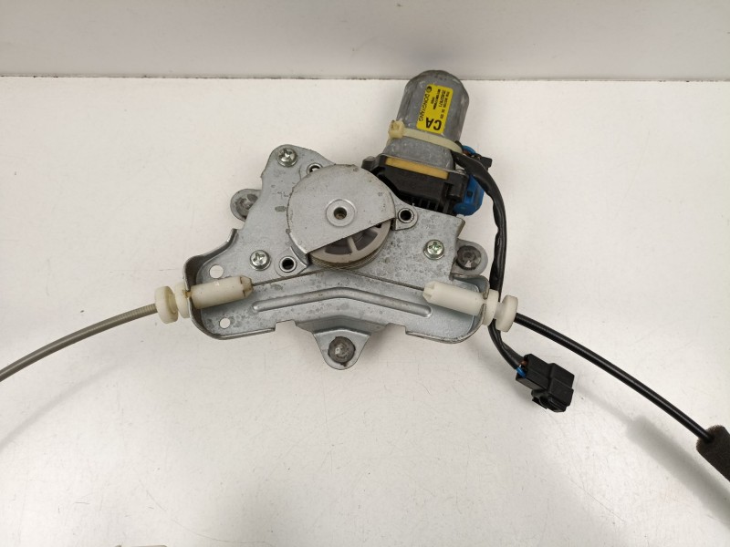 Recambio de elevalunas trasero izquierdo para chevrolet captiva (c100, c140) 2.2 d referencia OEM IAM 25937971  