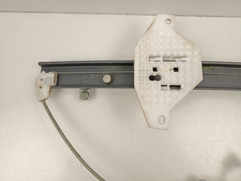 Recambio de elevalunas trasero derecho para chevrolet captiva (c100, c140) 2.2 d referencia OEM IAM 25937970  