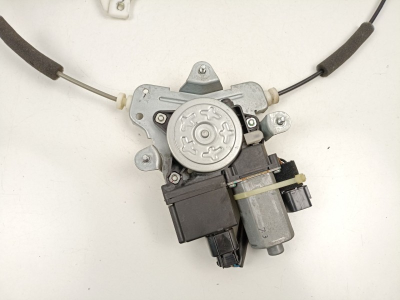 Recambio de elevalunas delantero izquierdo para chevrolet captiva (c100, c140) 2.2 d referencia OEM IAM 20872598  