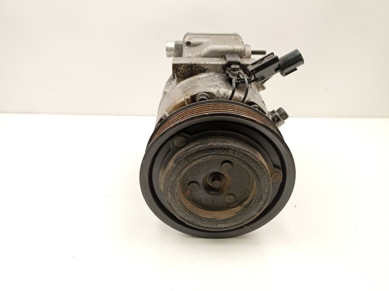 Recambio de compresor aire acondicionado para hyundai santa fé ii (cm) 2.2 crdi gls 4x4 referencia OEM IAM 977012B100  