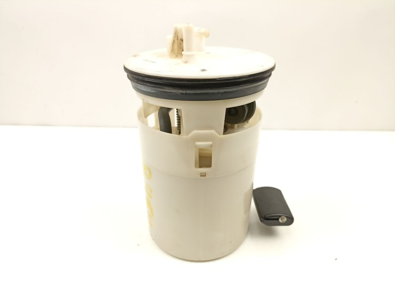 Recambio de bomba combustible aforador para hyundai elantra iii sedán (xd) 2.0 referencia OEM IAM 311102D000  