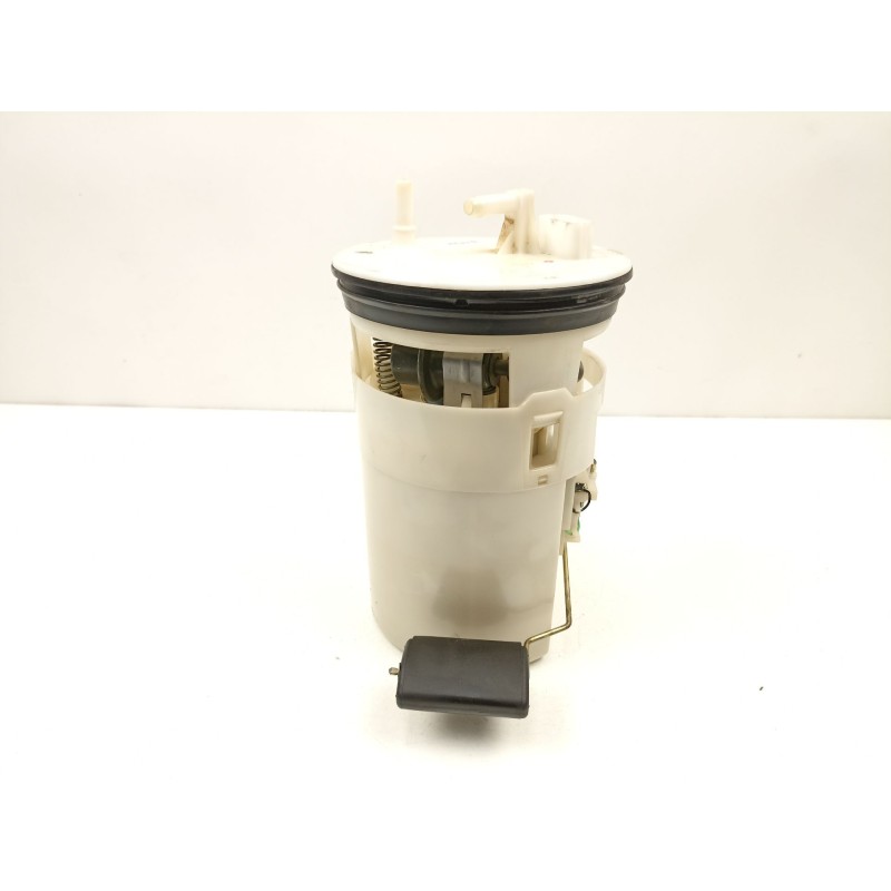 Recambio de bomba combustible aforador para hyundai elantra iii sedán (xd) 2.0 referencia OEM IAM 311102D000  