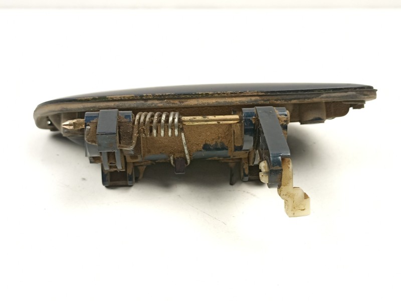 Recambio de manilla trasera derecha para hyundai elantra iii sedán (xd) 2.0 referencia OEM IAM 836602D010  