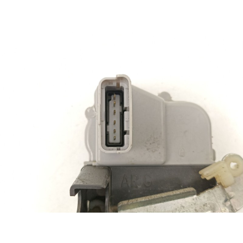 Recambio de cerradura puerta trasera izquierda para citroën xsara picasso (n68) 1.6 16v referencia OEM IAM 913778  