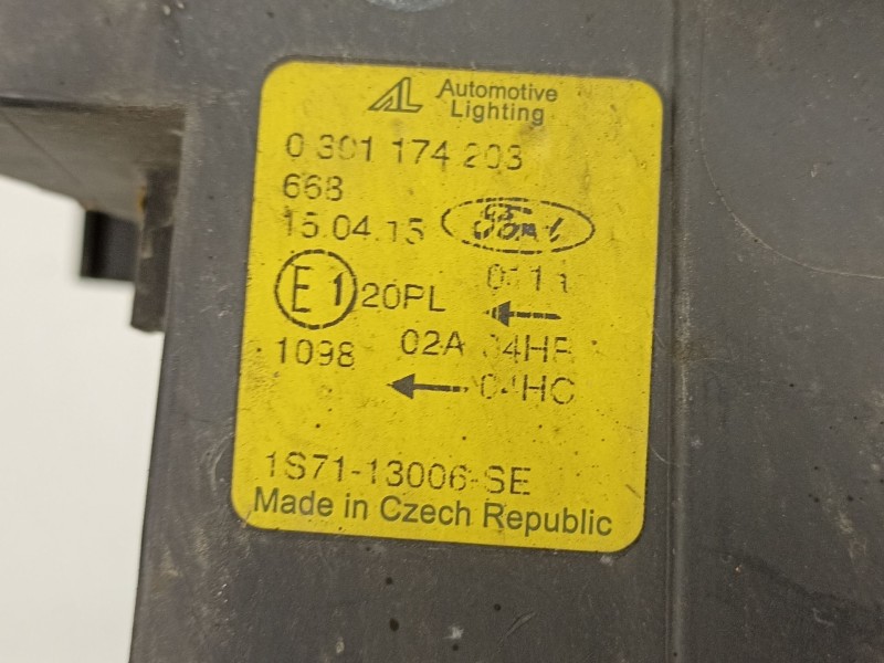 Recambio de faro izquierdo para ford mondeo iii sedán (b4y) 2.0 tdci referencia OEM IAM 1S7113006SE 0301174203 