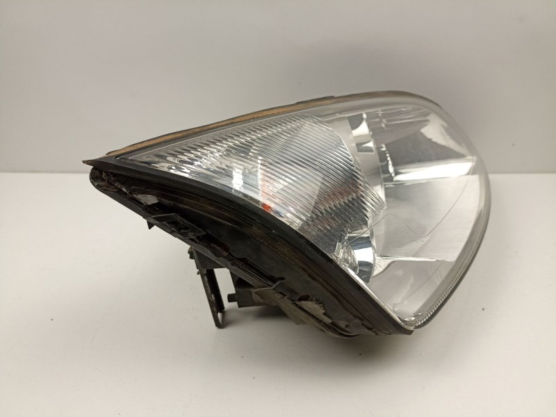 Recambio de faro derecho para ford mondeo iii sedán (b4y) 2.0 tdci referencia OEM IAM 1S7113005SE  