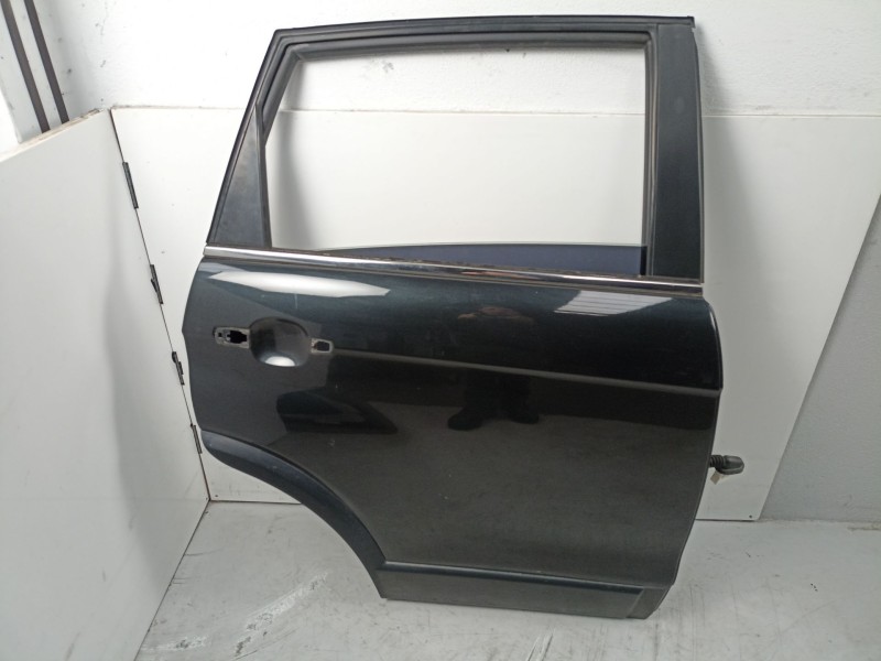 Recambio de puerta trasera derecha para chevrolet captiva (c100, c140) 2.2 d referencia OEM IAM 94543753  