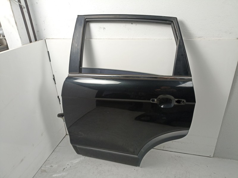Recambio de puerta trasera izquierda para chevrolet captiva (c100, c140) 2.2 d referencia OEM IAM 94543752  