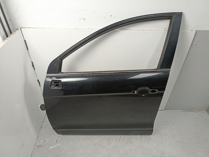 Recambio de puerta delantera izquierda para chevrolet captiva (c100, c140) 2.2 d referencia OEM IAM 42352069  