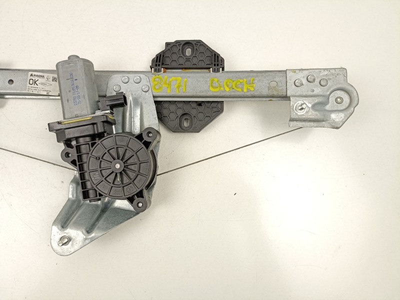 Recambio de elevalunas delantero derecho para dacia sandero ii 1.5 dci referencia OEM IAM 807209299R  