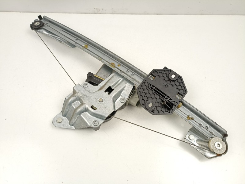 Recambio de elevalunas delantero izquierdo para dacia sandero ii 1.5 dci referencia OEM IAM 807211440R  